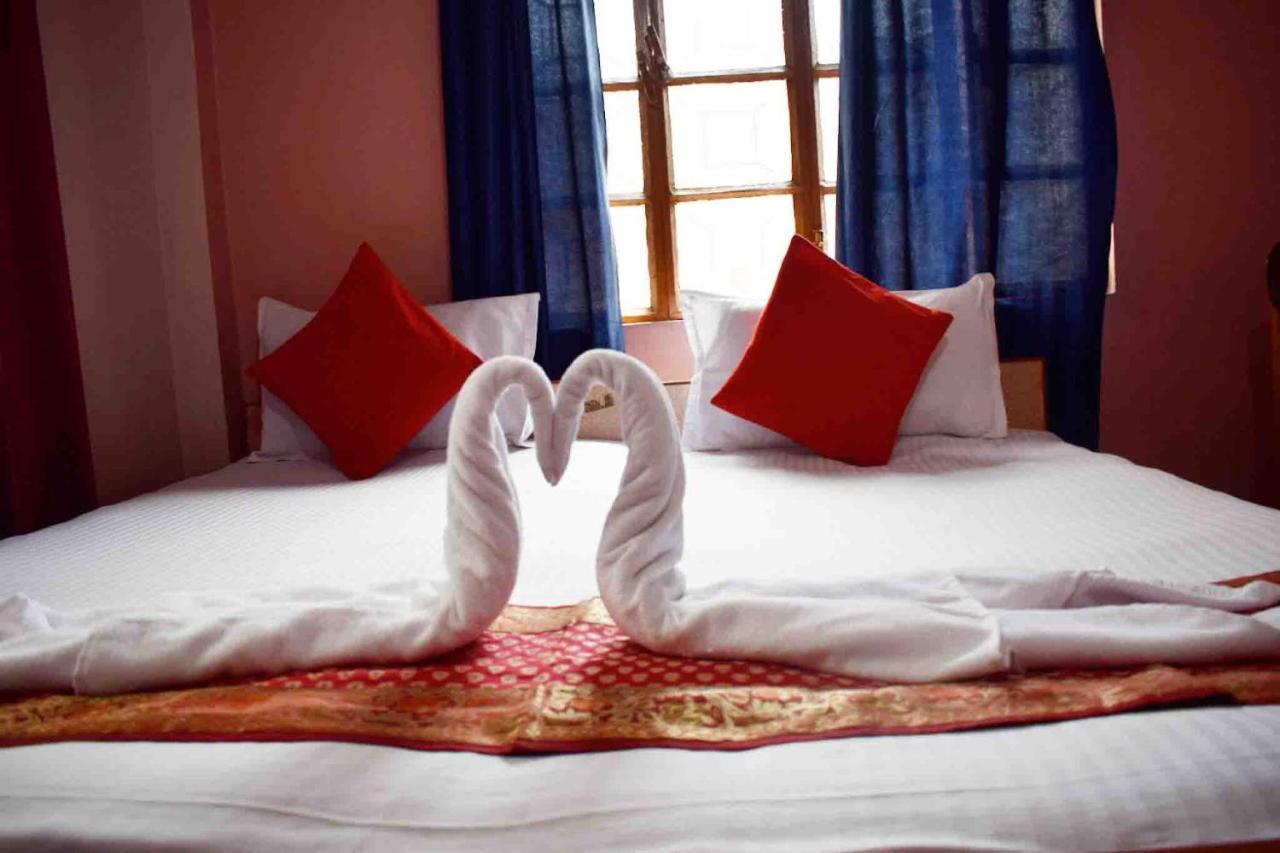 Family Guest House Waranasi Zewnętrze zdjęcie