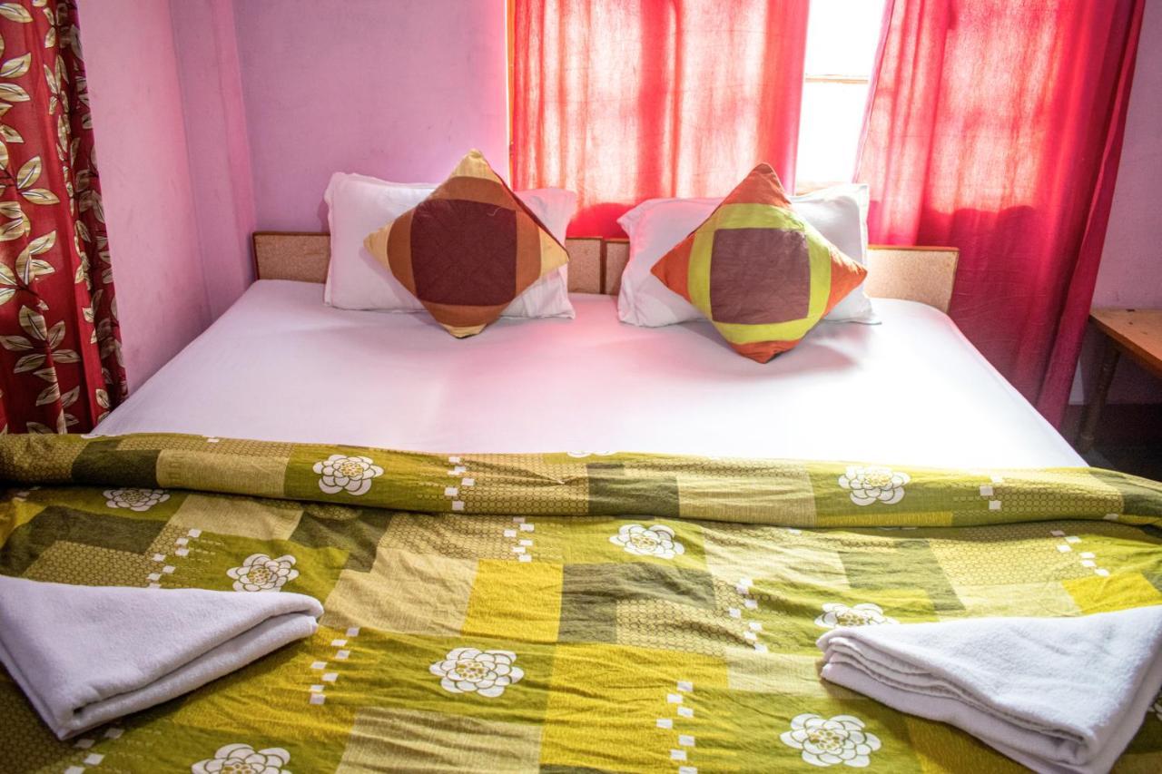 Family Guest House Waranasi Zewnętrze zdjęcie